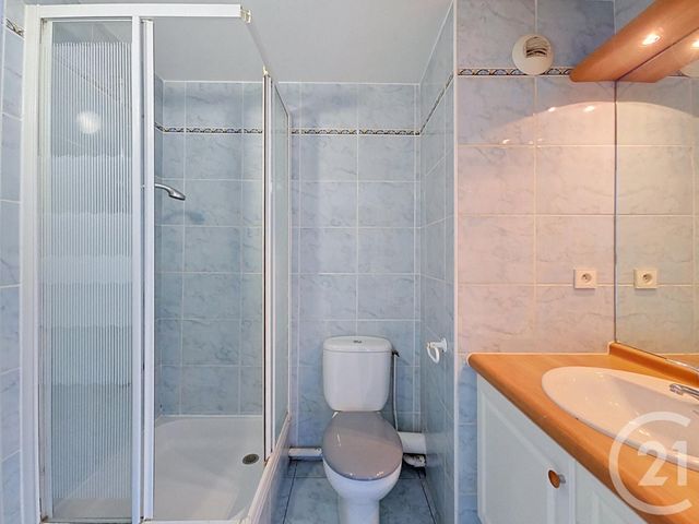 Appartement T1 à vendre - 1 pièce - 28.1 m2 - MARSEILLE - 13008 - PROVENCE-ALPES-COTE-D-AZUR - Century 21 Can Transactions