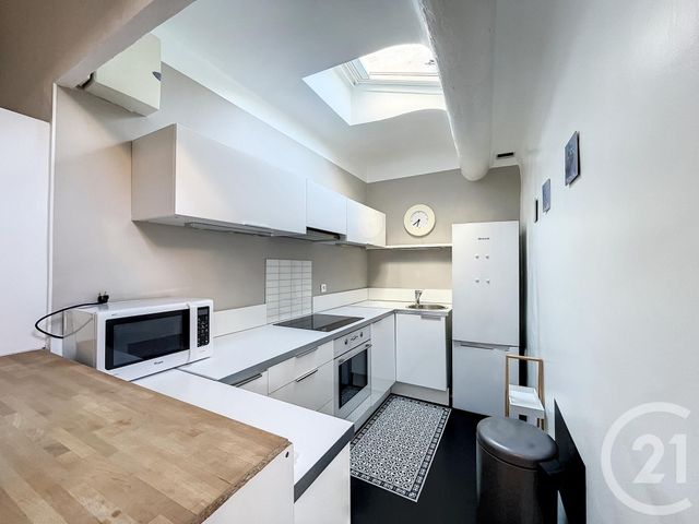 Appartement F2 à louer - 2 pièces - 35.36 m2 - MARSEILLE - 13006 - PROVENCE-ALPES-COTE-D-AZUR - Century 21 Can Transactions
