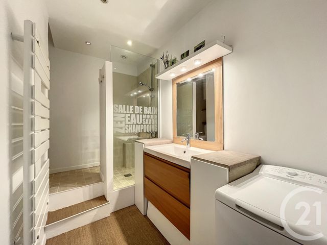 Appartement F2 à louer - 2 pièces - 35.36 m2 - MARSEILLE - 13006 - PROVENCE-ALPES-COTE-D-AZUR - Century 21 Can Transactions