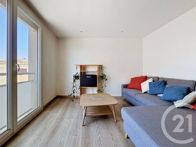 Appartement à louer - 2 pièces - 43.9 m2 - MARSEILLE - 13008 - PROVENCE-ALPES-COTE-D-AZUR - Century 21 Can Transactions
