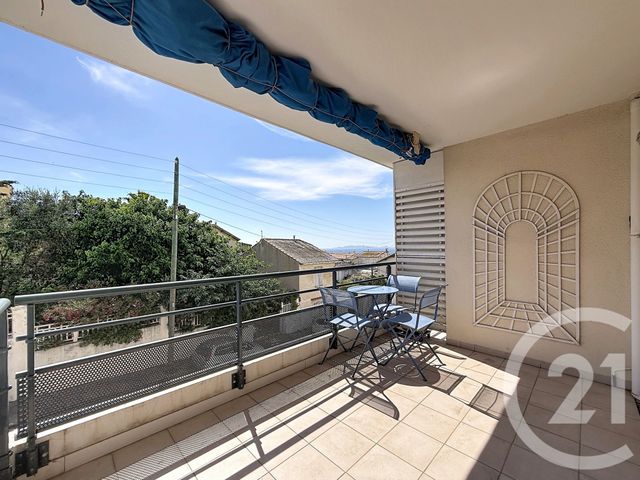 Appartement T2 à vendre - 2 pièces - 56.87 m2 - MARSEILLE - 13008 - PROVENCE-ALPES-COTE-D-AZUR - Century 21 Can Transactions