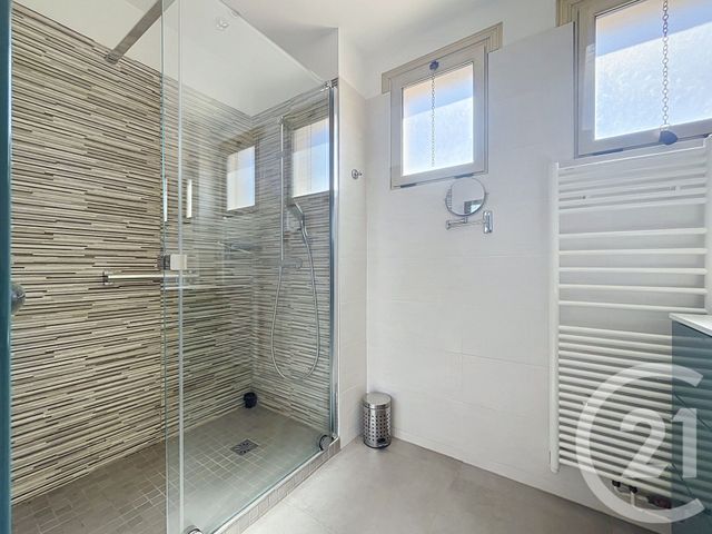 Appartement F4 à vendre - 4 pièces - 110.0 m2 - MARSEILLE - 13008 - PROVENCE-ALPES-COTE-D-AZUR - Century 21 Can Transactions