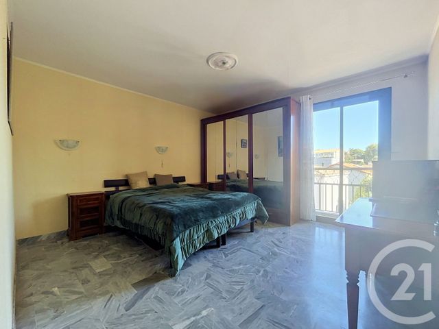 Appartement F4 à vendre - 4 pièces - 110.0 m2 - MARSEILLE - 13008 - PROVENCE-ALPES-COTE-D-AZUR - Century 21 Can Transactions