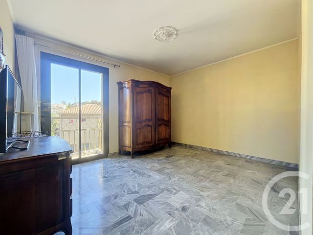Appartement F4 à vendre - 4 pièces - 110.0 m2 - MARSEILLE - 13008 - PROVENCE-ALPES-COTE-D-AZUR - Century 21 Can Transactions
