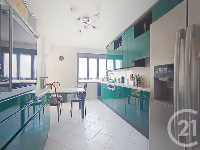 Appartement F4 à vendre - 4 pièces - 110.0 m2 - MARSEILLE - 13008 - PROVENCE-ALPES-COTE-D-AZUR - Century 21 Can Transactions