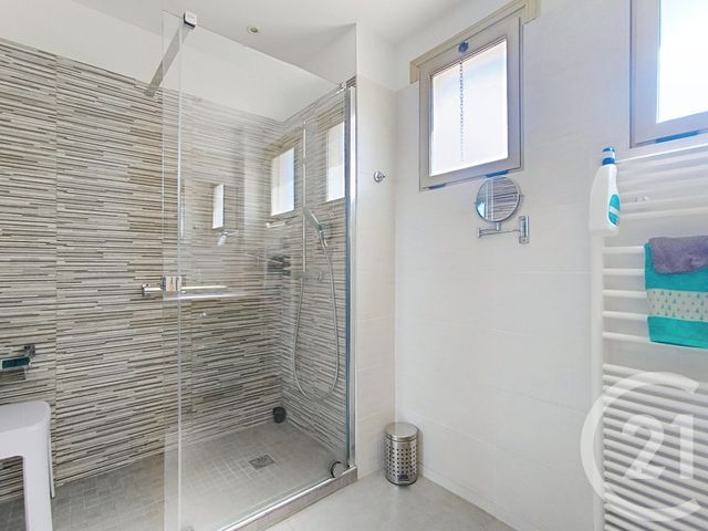 Appartement F4 à vendre - 4 pièces - 110.0 m2 - MARSEILLE - 13008 - PROVENCE-ALPES-COTE-D-AZUR - Century 21 Can Transactions