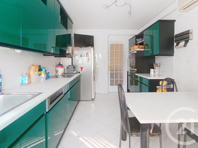 Appartement F4 à vendre - 4 pièces - 110.0 m2 - MARSEILLE - 13008 - PROVENCE-ALPES-COTE-D-AZUR - Century 21 Can Transactions