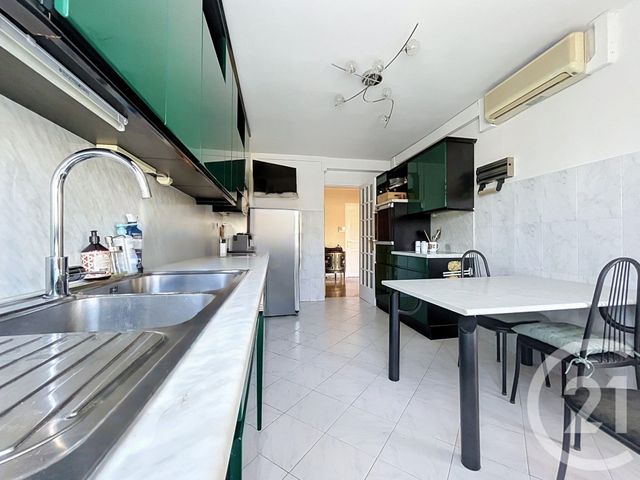 Appartement F4 à vendre - 4 pièces - 110.0 m2 - MARSEILLE - 13008 - PROVENCE-ALPES-COTE-D-AZUR - Century 21 Can Transactions