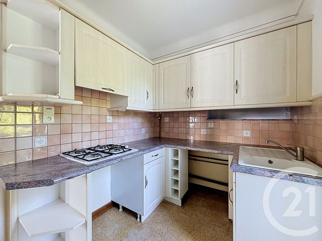 Appartement T2 à vendre - 3 pièces - 50.0 m2 - MARSEILLE - 13008 - PROVENCE-ALPES-COTE-D-AZUR - Century 21 Can Transactions
