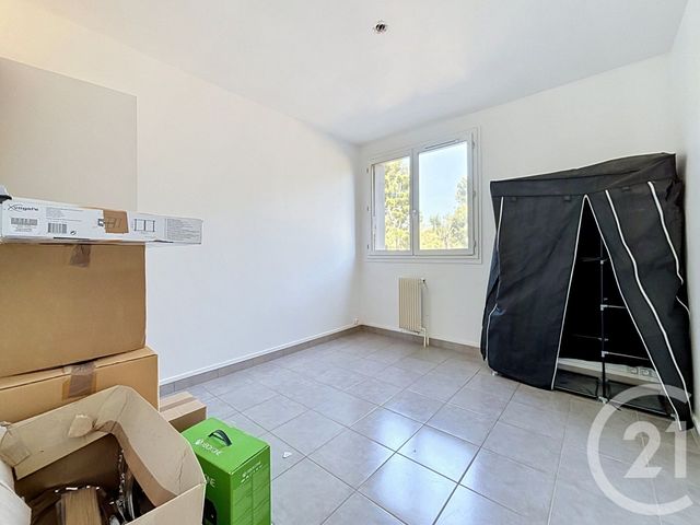 Appartement T3 à louer - 3 pièces - 56.45 m2 - MARSEILLE - 13009 - PROVENCE-ALPES-COTE-D-AZUR - Century 21 Can Transactions