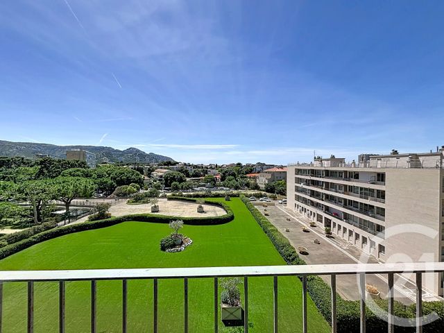 Appartement T3 à louer - 3 pièces - 56.45 m2 - MARSEILLE - 13009 - PROVENCE-ALPES-COTE-D-AZUR - Century 21 Can Transactions