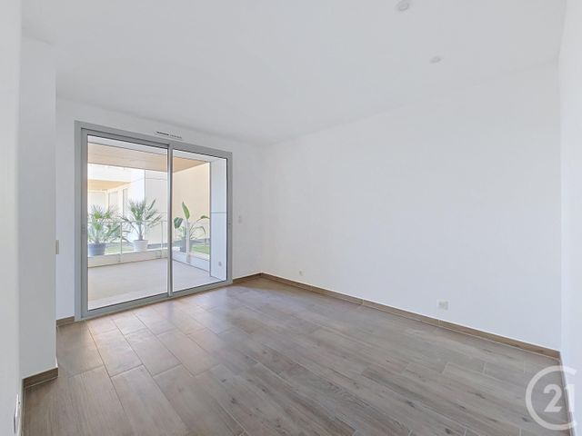 Appartement T3 à vendre - 3 pièces - 60.76 m2 - MARSEILLE - 13008 - PROVENCE-ALPES-COTE-D-AZUR - Century 21 Can Transactions
