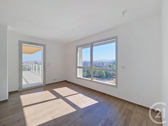 Appartement T3 à vendre - 3 pièces - 60.76 m2 - MARSEILLE - 13008 - PROVENCE-ALPES-COTE-D-AZUR - Century 21 Can Transactions
