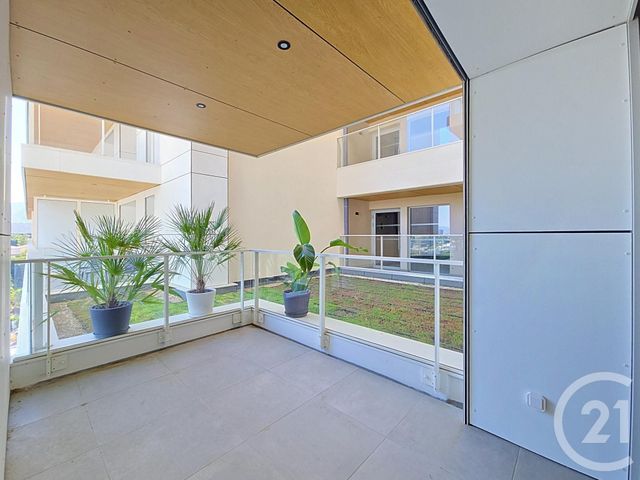 Appartement T3 à vendre - 3 pièces - 60.76 m2 - MARSEILLE - 13008 - PROVENCE-ALPES-COTE-D-AZUR - Century 21 Can Transactions