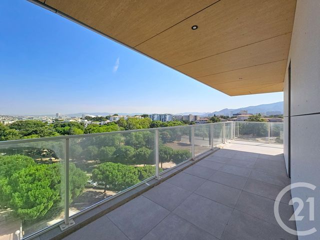 Appartement T3 à vendre - 3 pièces - 55.4 m2 - MARSEILLE - 13008 - PROVENCE-ALPES-COTE-D-AZUR - Century 21 Can Transactions
