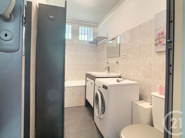 Appartement T1 à louer - 1 pièce - 36.49 m2 - MARSEILLE - 13008 - PROVENCE-ALPES-COTE-D-AZUR - Century 21 Can Transactions