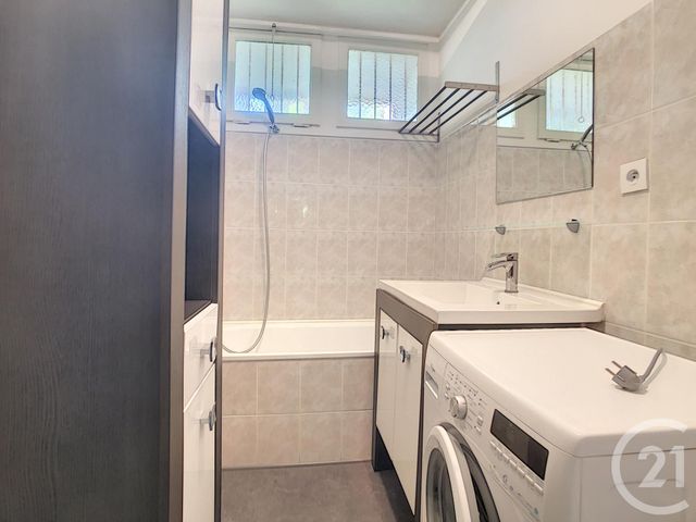 Appartement T1 à louer - 1 pièce - 36.49 m2 - MARSEILLE - 13008 - PROVENCE-ALPES-COTE-D-AZUR - Century 21 Can Transactions