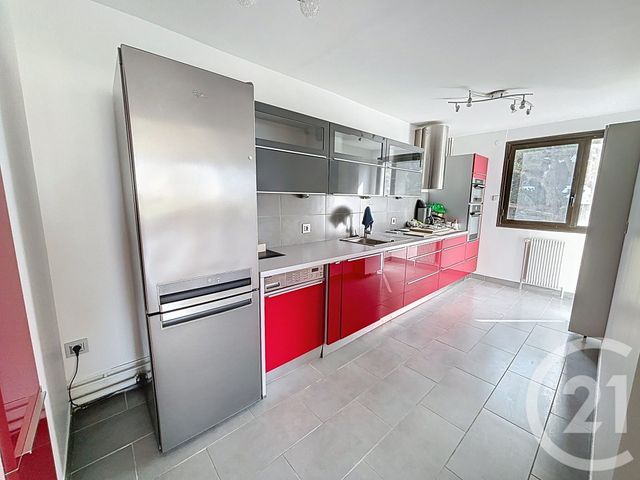 Appartement T3 à louer - 3 pièces - 70.4 m2 - MARSEILLE - 13008 - PROVENCE-ALPES-COTE-D-AZUR - Century 21 Can Transactions