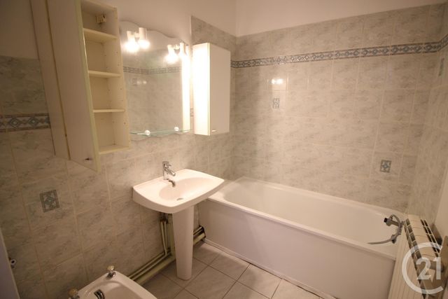 Appartement Studio à louer - 1 pièce - 33.09 m2 - MARSEILLE - 13008 - PROVENCE-ALPES-COTE-D-AZUR - Century 21 Can Transactions