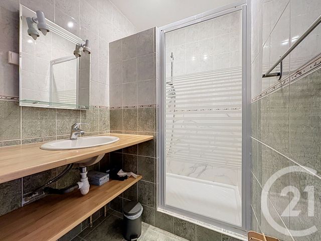 Appartement F3 à louer - 3 pièces - 54.24 m2 - MARSEILLE - 13009 - PROVENCE-ALPES-COTE-D-AZUR - Century 21 Can Transactions