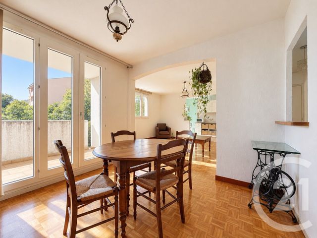 Appartement T3 à vendre - 3 pièces - 69.02 m2 - MARSEILLE - 13009 - PROVENCE-ALPES-COTE-D-AZUR - Century 21 Can Transactions