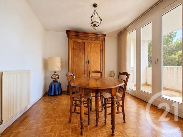 Appartement T3 à vendre - 3 pièces - 69.02 m2 - MARSEILLE - 13009 - PROVENCE-ALPES-COTE-D-AZUR - Century 21 Can Transactions