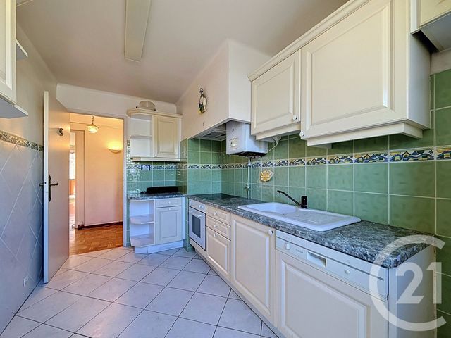 Appartement F4 à vendre - 4 pièces - 78.0 m2 - MARSEILLE - 13002 - PROVENCE-ALPES-COTE-D-AZUR - Century 21 Can Transactions