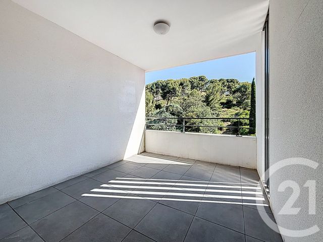Appartement à louer - 2 pièces - 35.47 m2 - MARSEILLE - 13009 - PROVENCE-ALPES-COTE-D-AZUR - Century 21 Can Transactions