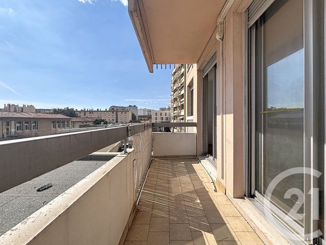 Appartement F2 à louer - 2 pièces - 34.51 m2 - MARSEILLE - 13010 - PROVENCE-ALPES-COTE-D-AZUR - Century 21 Can Transactions